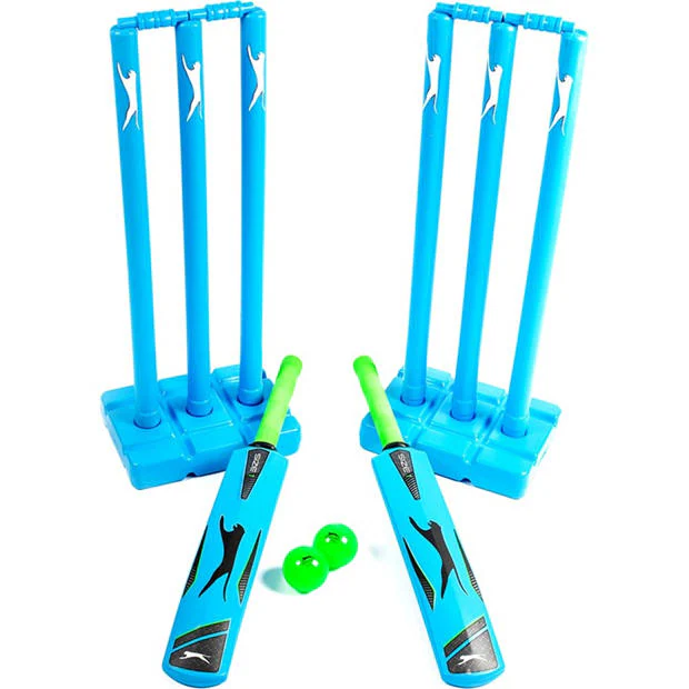 Academy Plastic Cricket Set