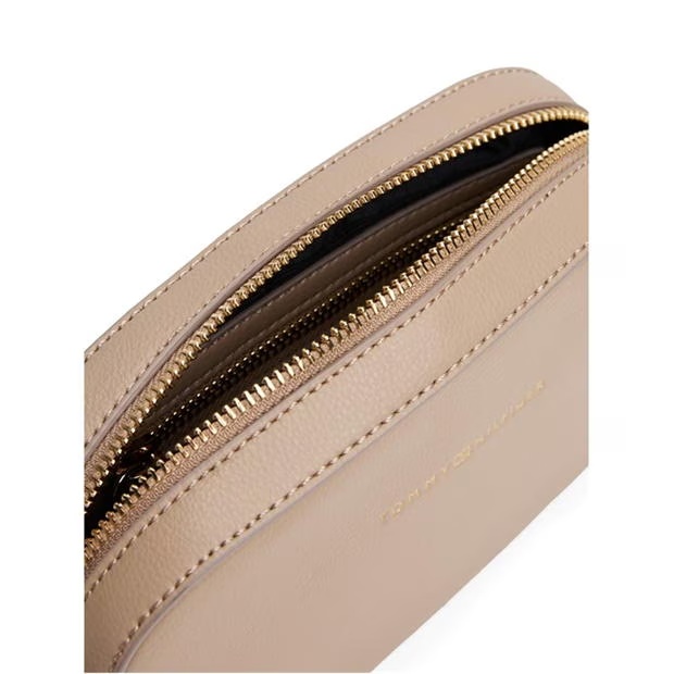 106486-tommy-hilfiger-tommy-logotapecam-ld53-1.jpg