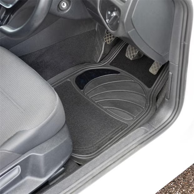 Streetwize 4 pce Azura Carpet/Carbon Mat Set