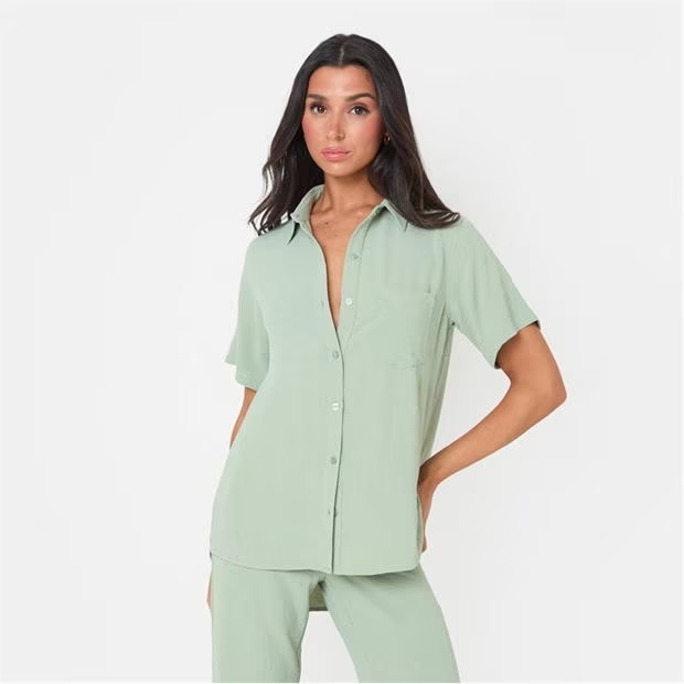 108295-i-saw-it-first-soft-crepe-short-sleeve-shirt-1.jpg