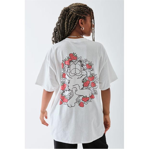 Daisy Street Garfield Strawberry Oversized T-Shirt