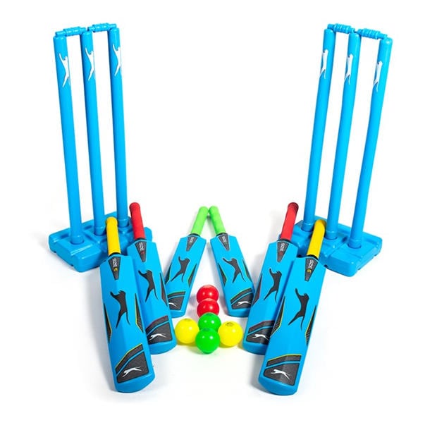Academy Plastic Team Cricket Set