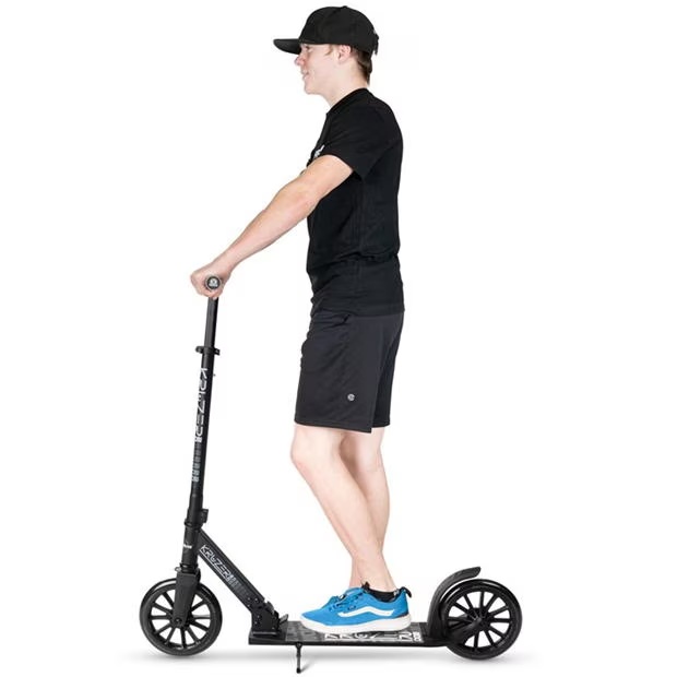 11418-madd-gear-madd-gear-kruzer-v2-200-big-wheel-commuter-scooter-1.jpg