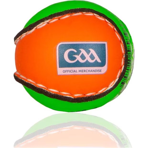 116958-oneills-quick-touch-sliotar-1.jpg