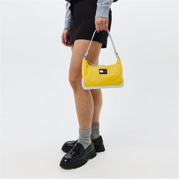 117318-tommy-jeans-shoulder-bag-1.jpg