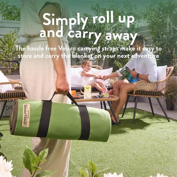 12145-slumberdown-outdoor-waterproof-picnic-blanket-1.jpg