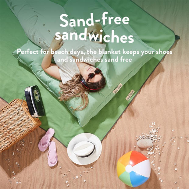 12145-slumberdown-outdoor-waterproof-picnic-blanket-1.jpg