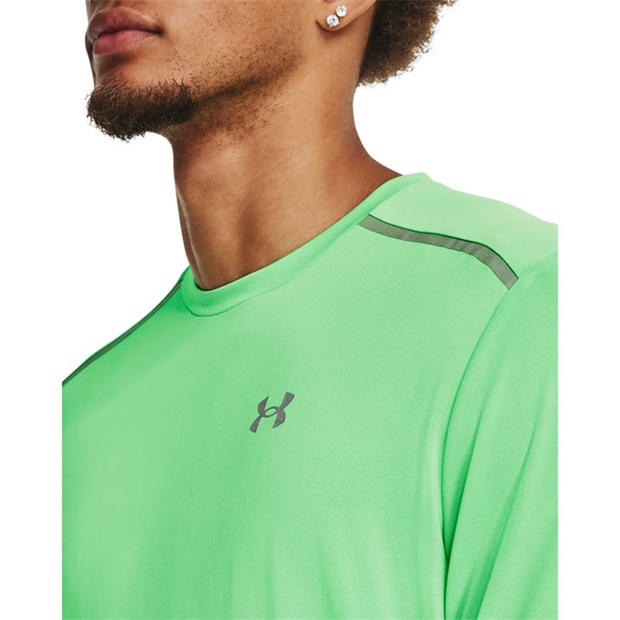 165015-under-armour-tech-reflective-t-shirt-1.jpg