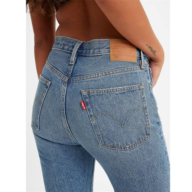 17688-levis-501-cropped-jeans-1.jpg