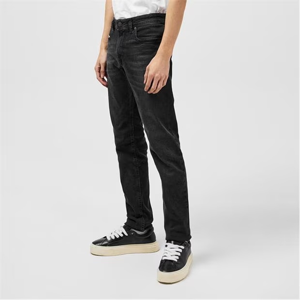 18969-diesel-sleenker-skinny-jeans-1.webp
