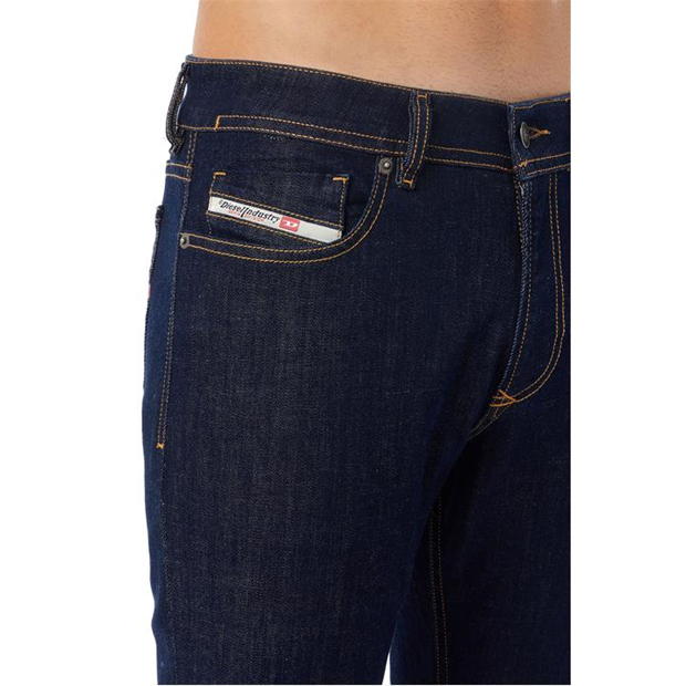 18969-diesel-sleenker-skinny-jeans-1.webp