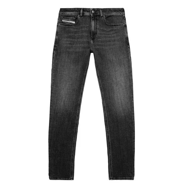 18969-diesel-sleenker-skinny-jeans-1.webp