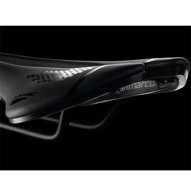 2023-selle-san-marco-aspide-short-dynamic-saddle-1.jpg