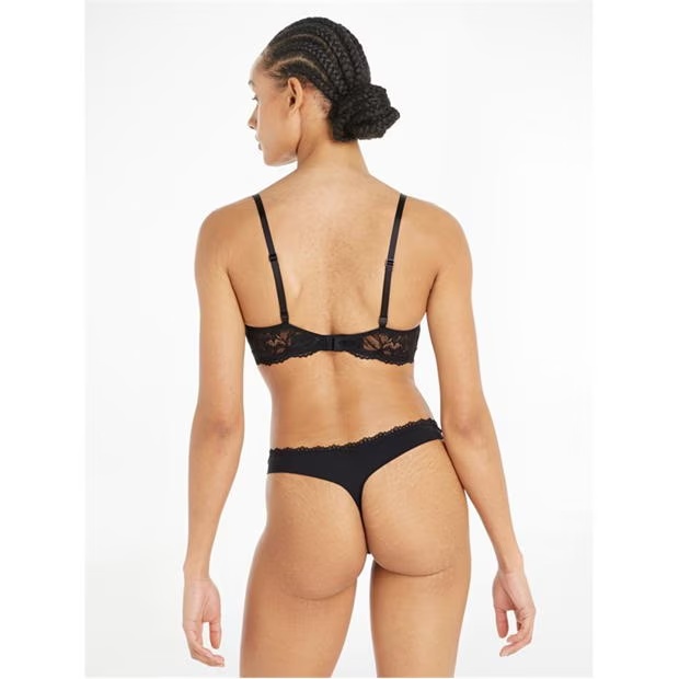 203952-calvin-klein-lift-demi-bra-1.webp