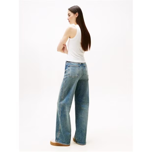 20429-tommy-jeans-tj-badge-tank-ld53-1.jpg