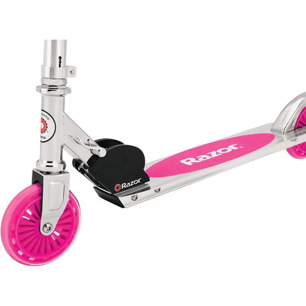 216096-razor-a125-scooter-pink-gs-1.webp