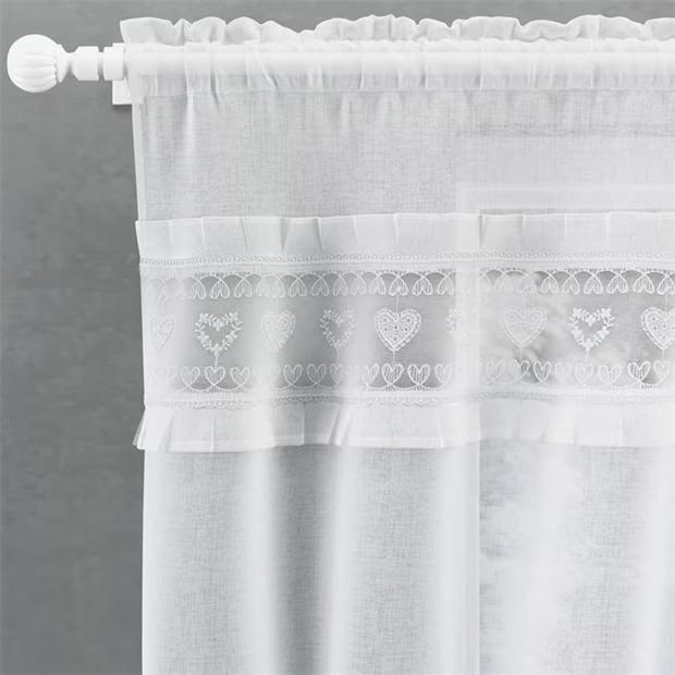 Tyrone Textiles Lucy Embroidery Heart with Frill Edge and Tie Back