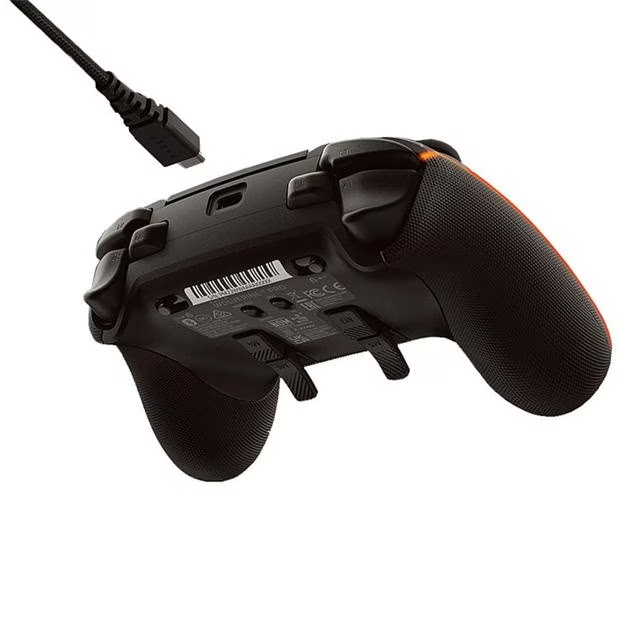 216936-razer-wolverine-v2-pro-wireless-ps5-controller-1.jpg