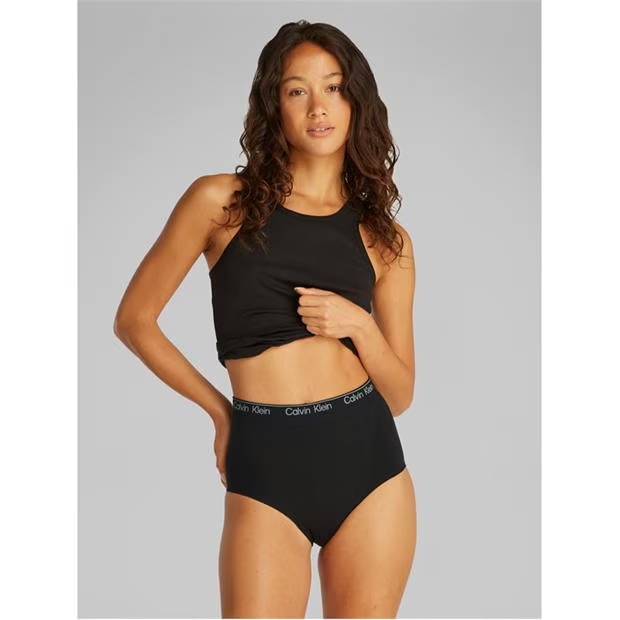 218527-calvin-klein-cotton-seamless-brief-1.webp