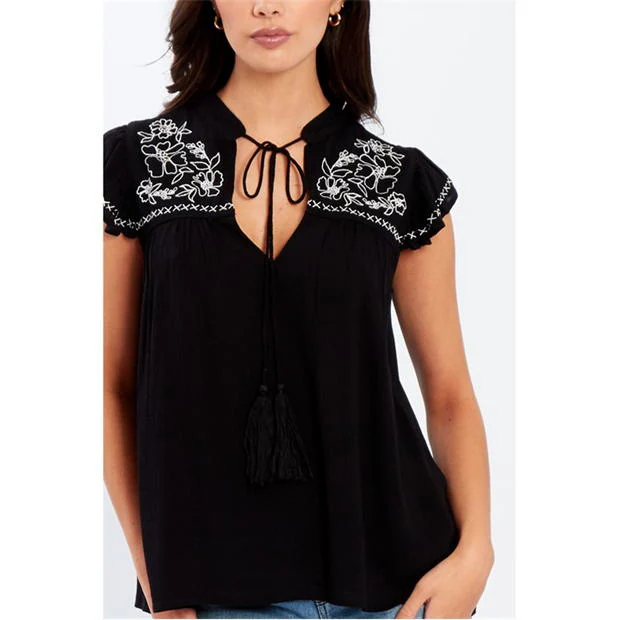 220541-be-you-embroidered-crinkle-blouse-womens-1.jpg