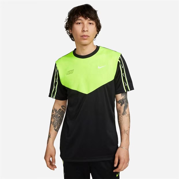 Nike Sportswear Repeat Men's T-Shirt