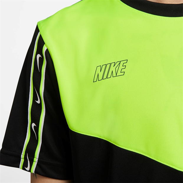 222267-nike-sportswear-repeat-men-s-t-shirt-1.jpg
