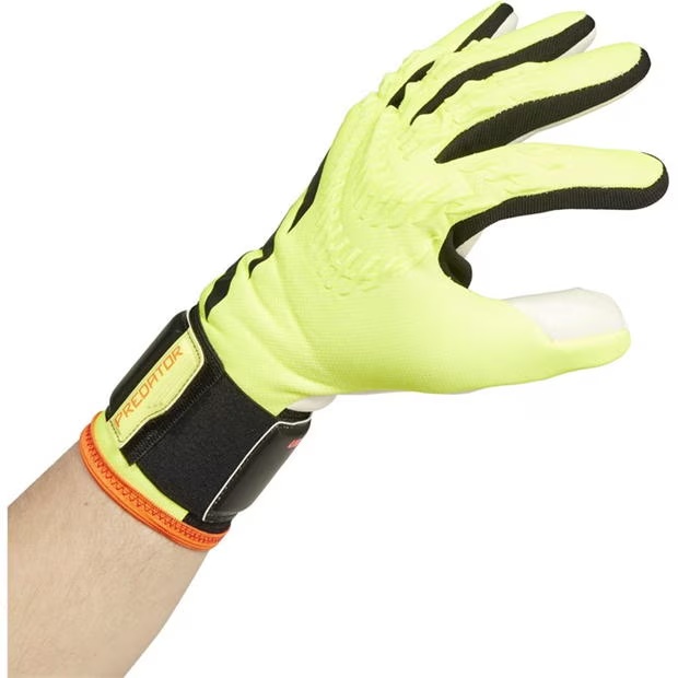224264-adidas-predator-league-goalkeeper-gloves-adults-1.jpg