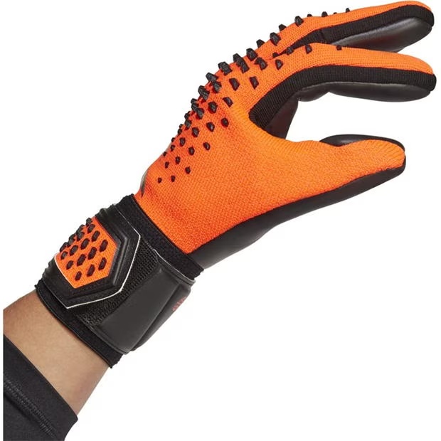 224267-adidas-predator-league-goalkeeper-glove-adults-1.jpg