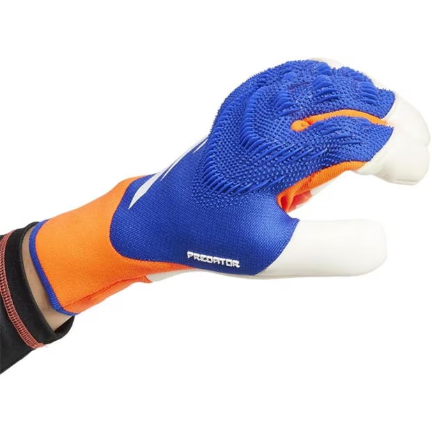 224296-adidas-predator-pro-hybrid-promo-goalkeeper-gloves-adults-1.jpg