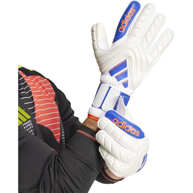 224391-adidas-copa-pro-promo-goalkeeper-gloves-juniors-1.jpg