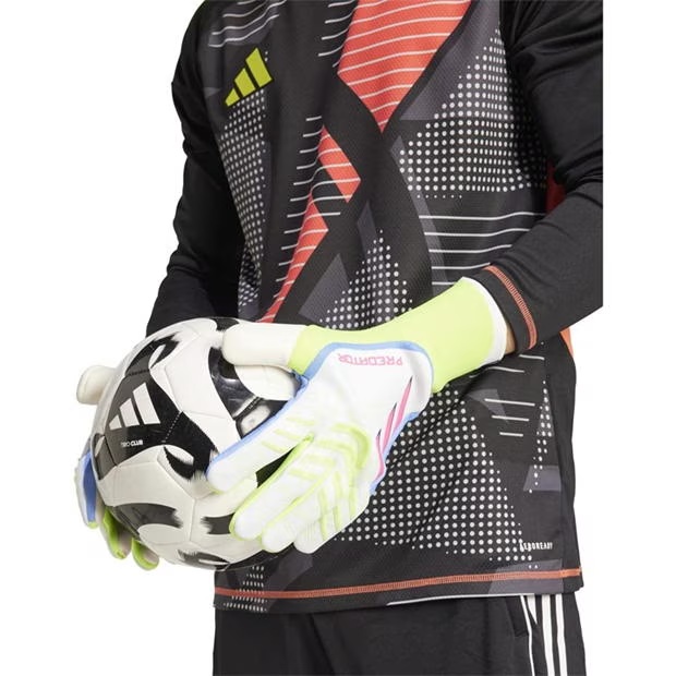 224643-adidas-predator-pro-goalkeeper-gloves-adults-1.jpg
