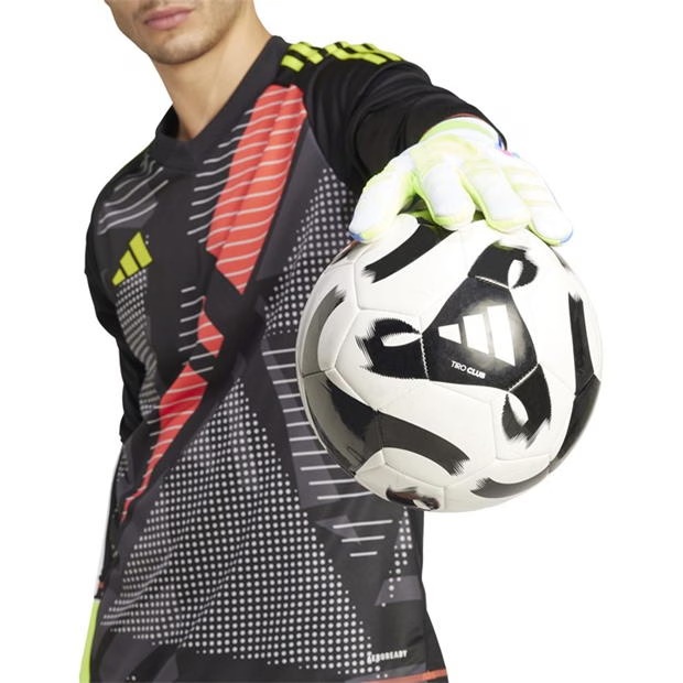 224643-adidas-predator-pro-goalkeeper-gloves-adults-1.jpg