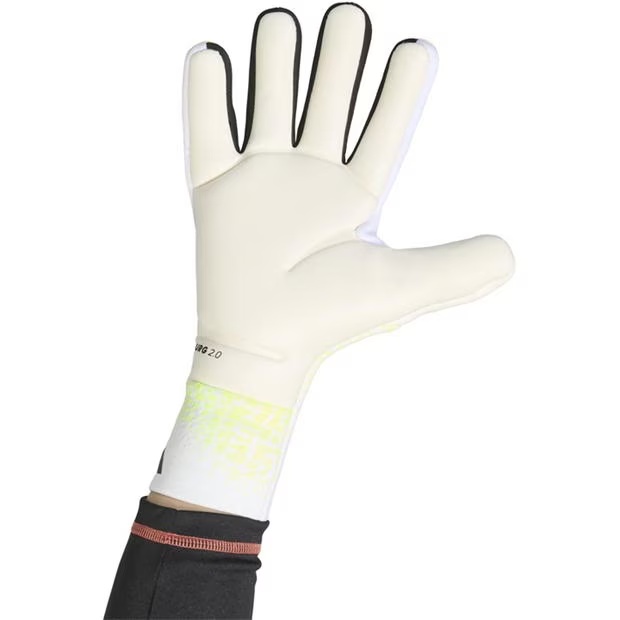 224643-adidas-predator-pro-goalkeeper-gloves-adults-1.jpg