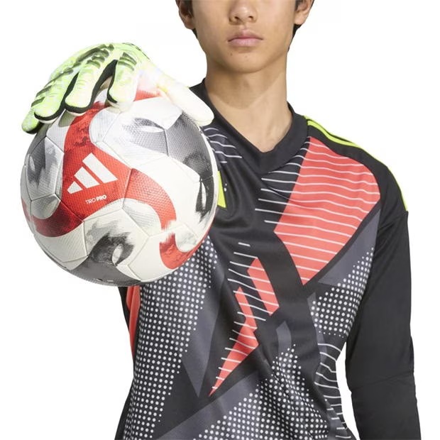 224643-adidas-predator-pro-goalkeeper-gloves-adults-1.jpg
