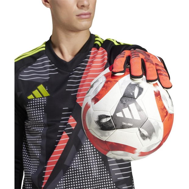 224643-adidas-predator-pro-goalkeeper-gloves-adults-1.jpg