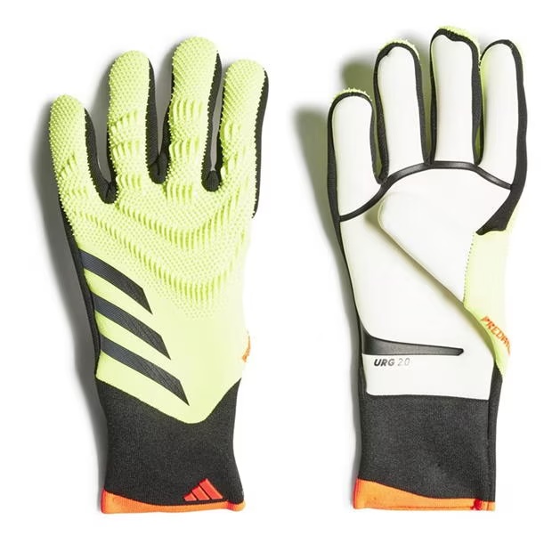 224643-adidas-predator-pro-goalkeeper-gloves-adults-1.jpg