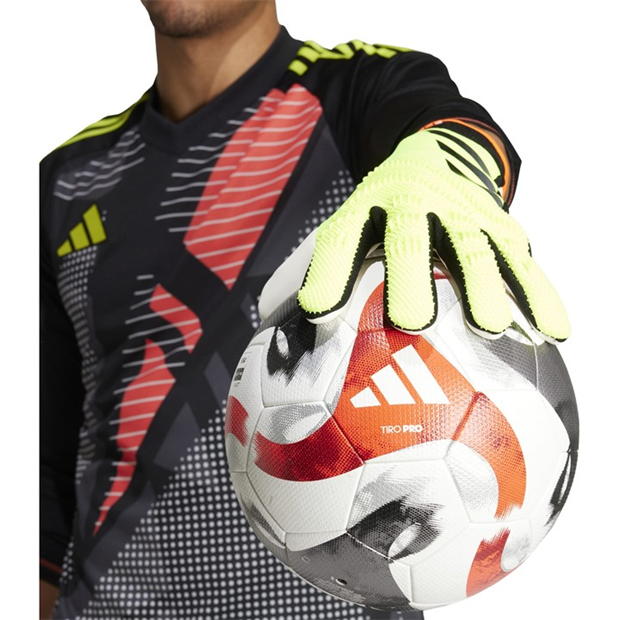 224643-adidas-predator-pro-goalkeeper-gloves-adults-1.jpg
