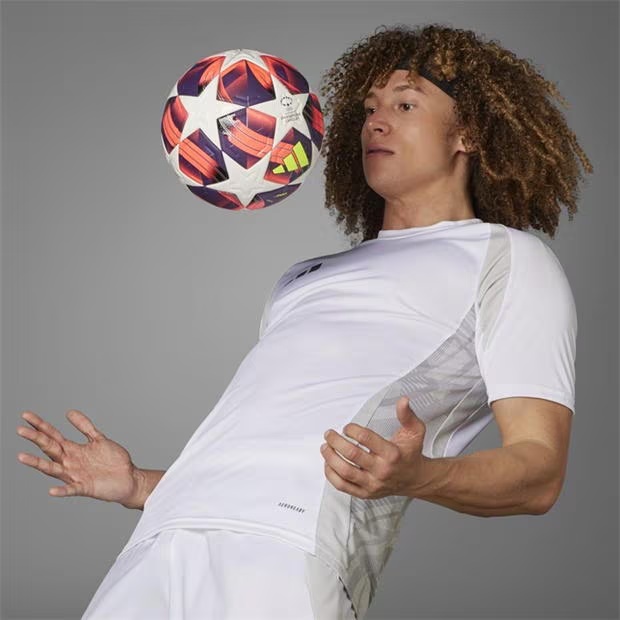 225577-adidas-wucl-pro-football-2024-2025-1.jpg