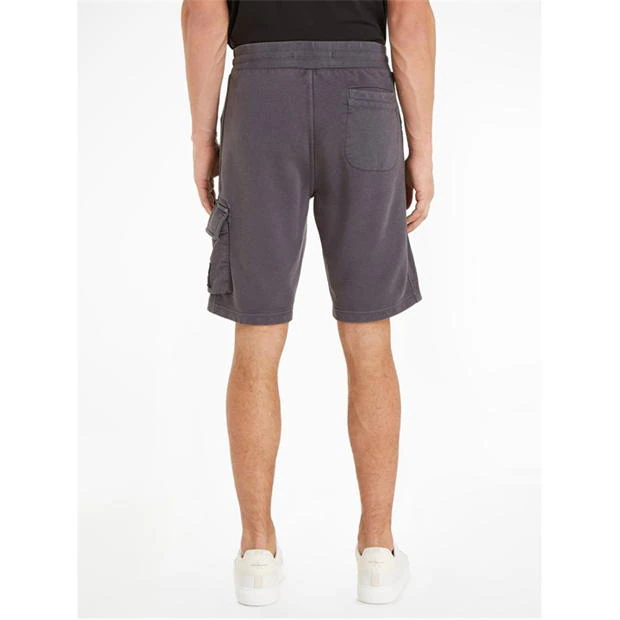 231573-calvin-klein-jeans-washed-badge-shorts-1.jpg