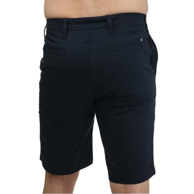 232963-dockers-ultimate-shorts-1.webp