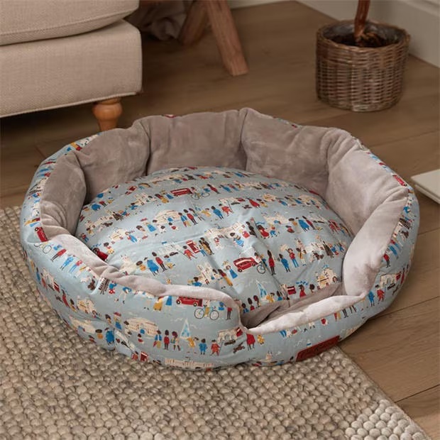 2346-cath-kidston-large-extra-large-cosy-oval-bed-1.jpg