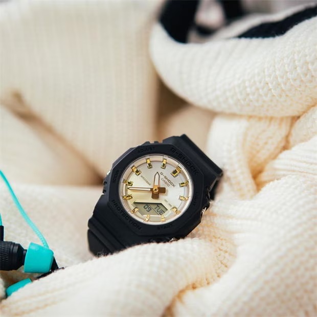 234903-g-shock-gma-p2100sg-watch-1.jpg