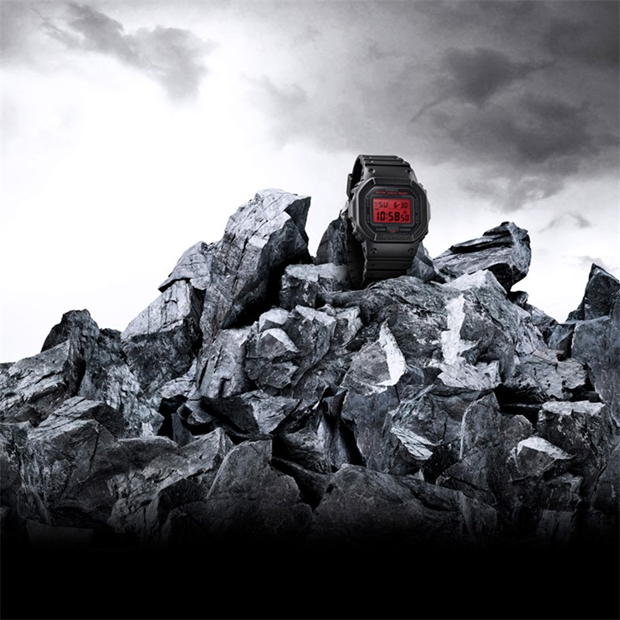 234936-g-shock-dw-5600bbr-1er-watch-1.jpg