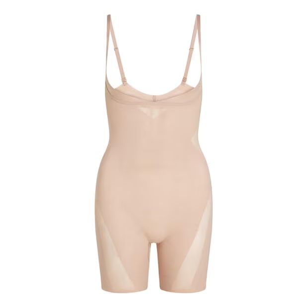 239798-calvin-klein-sculpt-firm-wyob-bodybriefer-1.jpg