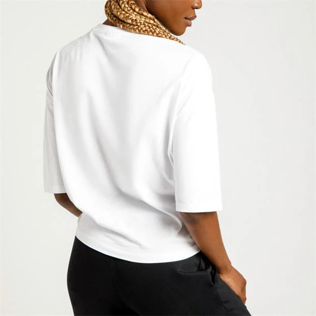 26375-chelsea-peers-t-shirt-1.webp