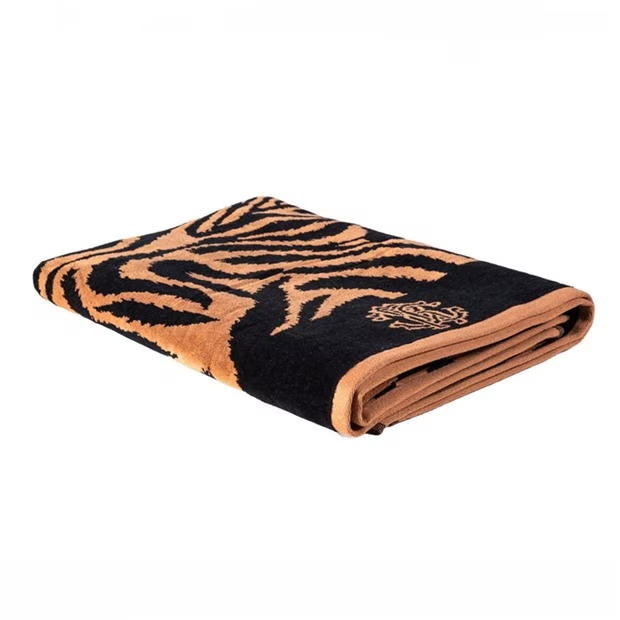 32-roberto-cavalli-home-zebra-towels-1.jpg