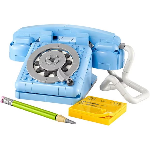 45760-lego-lego-creator-31174-3in1-retro-telephone-nostalgic-and-vintage-toy-phones-31174-1.jpg