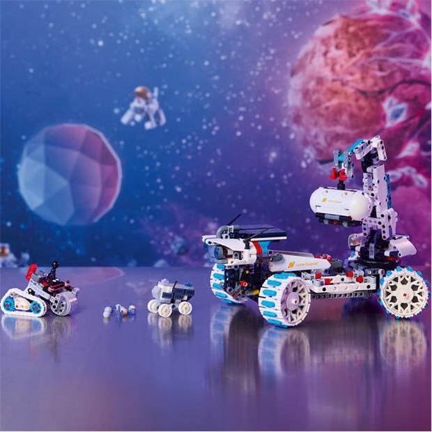 45897-lego-lego-technic-42211-lunar-outpost-moon-rover-space-vehicle-set-stem-toy-1.jpg