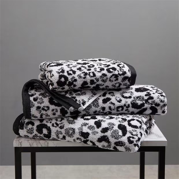 Fusion Animal Print Pure Cotton Hand Towel in Black