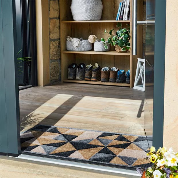 47925-solemate-hand-carved-doormat-1.jpg